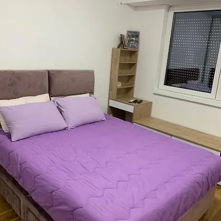 Pink Modern Apartmán