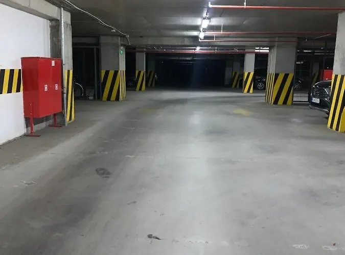 Pink Modern * סקופיה