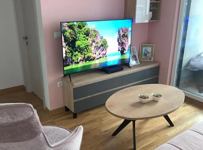 Pink Modern Apartmán